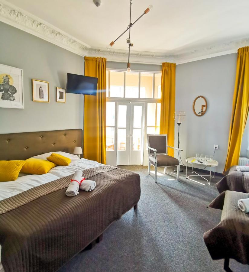 Expolis Residence - City Center Mtp Targi - 24H #Betterthanyourex بوزنان المظهر الخارجي الصورة