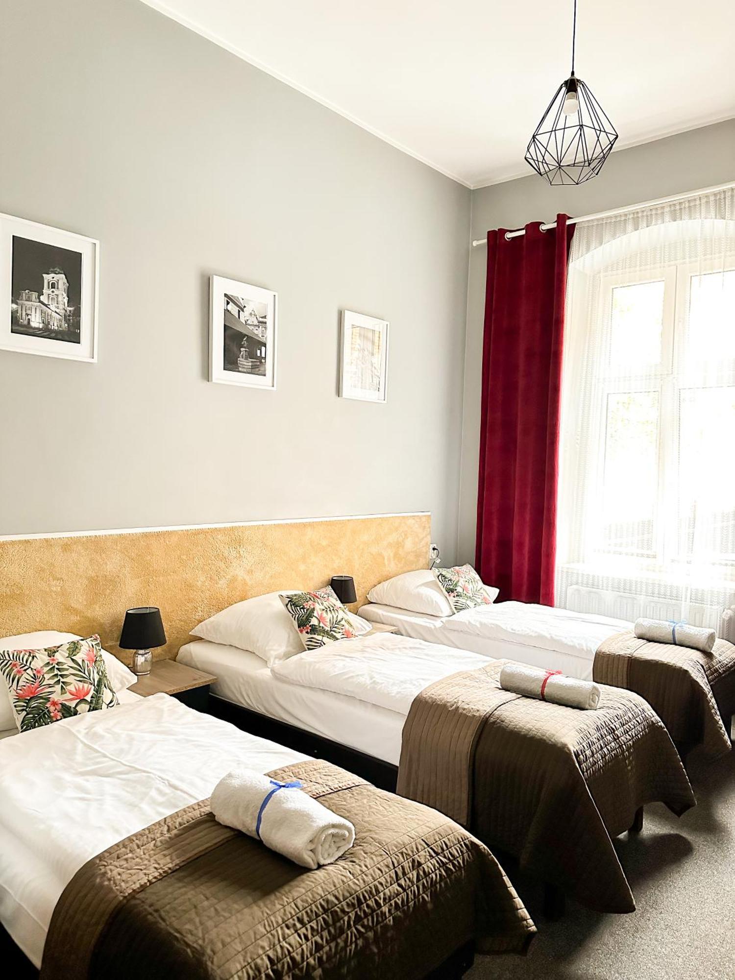 Expolis Residence - City Center Mtp Targi - 24H #Betterthanyourex بوزنان المظهر الخارجي الصورة